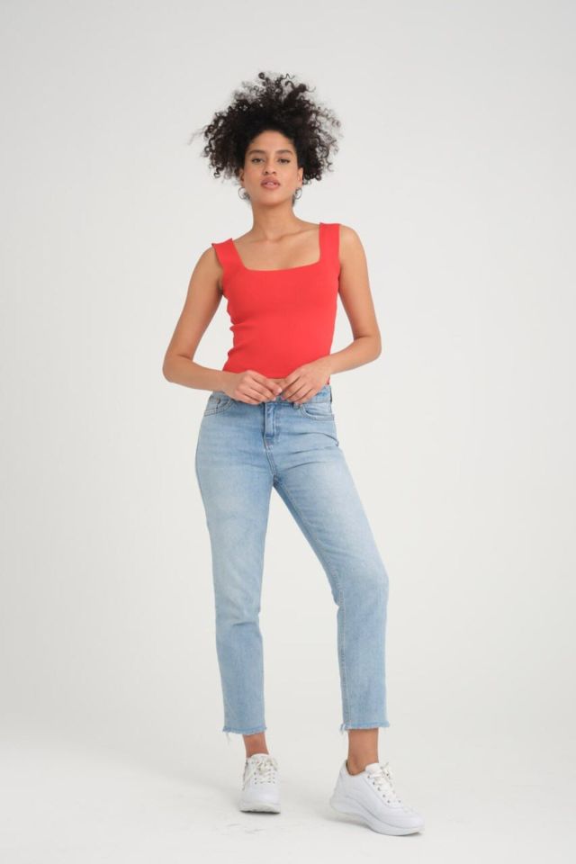Kare Yaka Kolsuz Crop Kadın Triko KIRMIZI