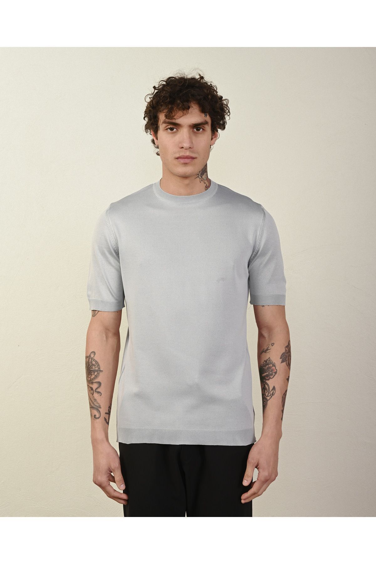 Dar Kesim Basic Erkek Triko Tshirt