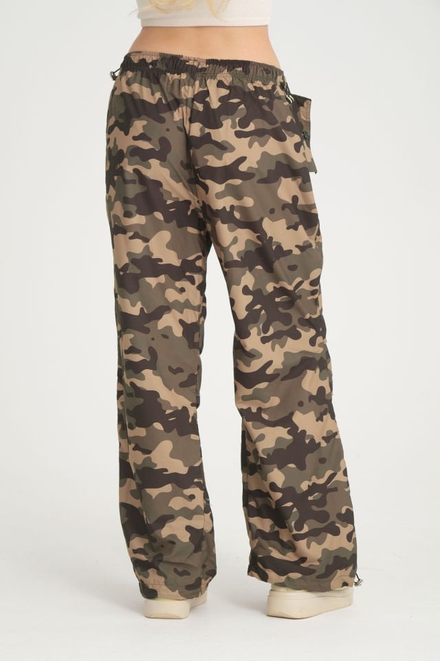 Kadın Oversize Paraşüt Kumaş Pantolon