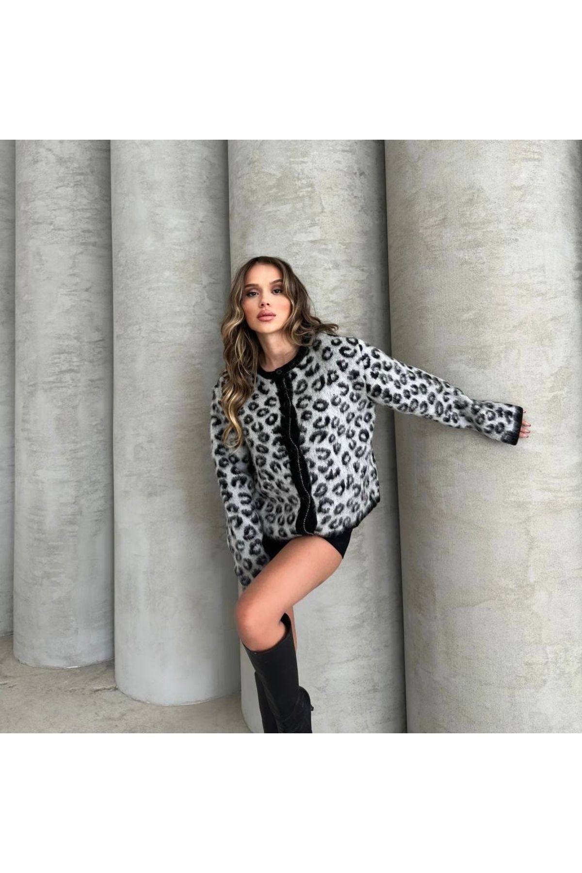 Leopar Desenli Triko Oversize Hırka