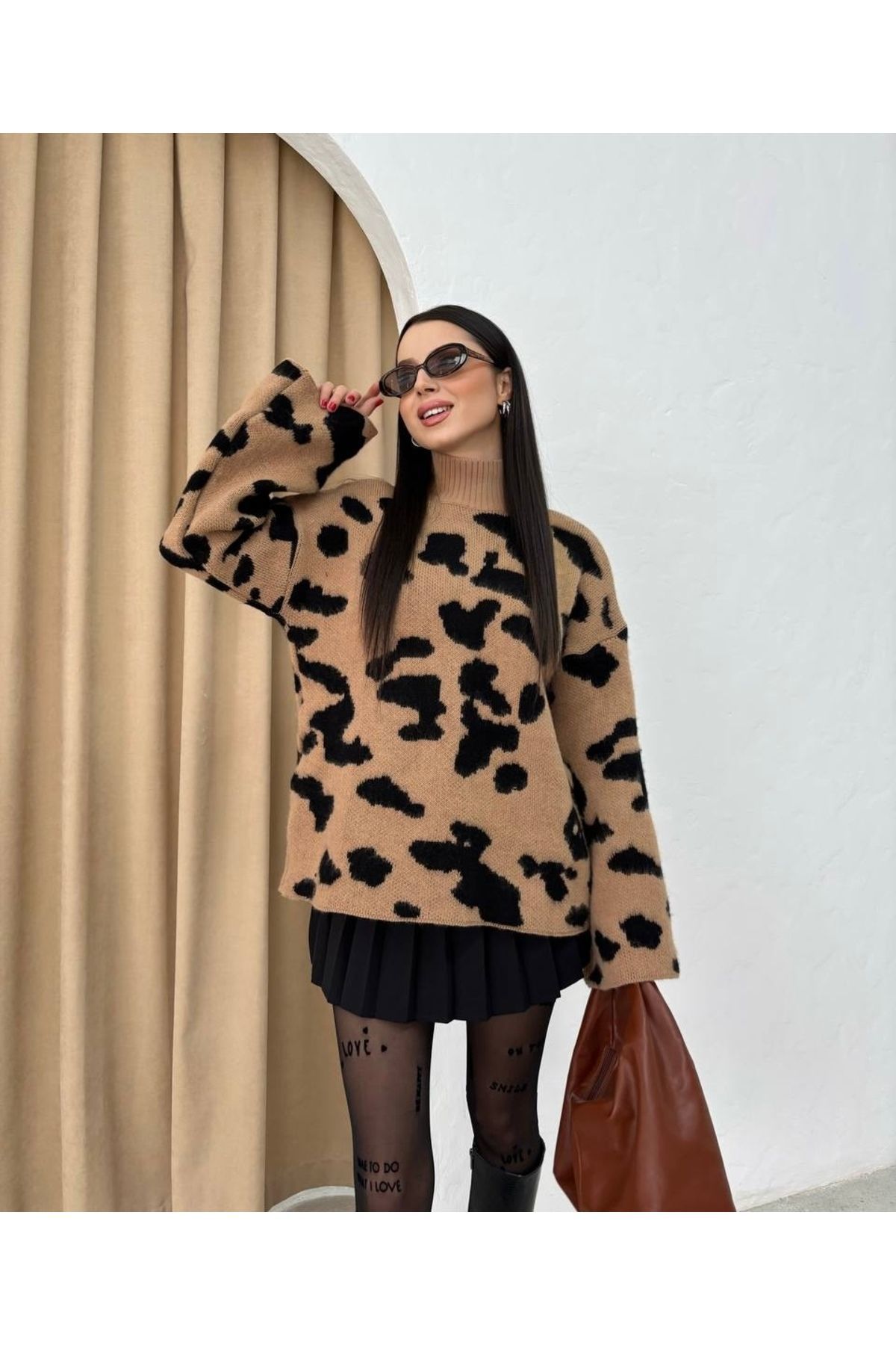 Boğazlı Leopar Desen Geniş Kol Triko Kazak
