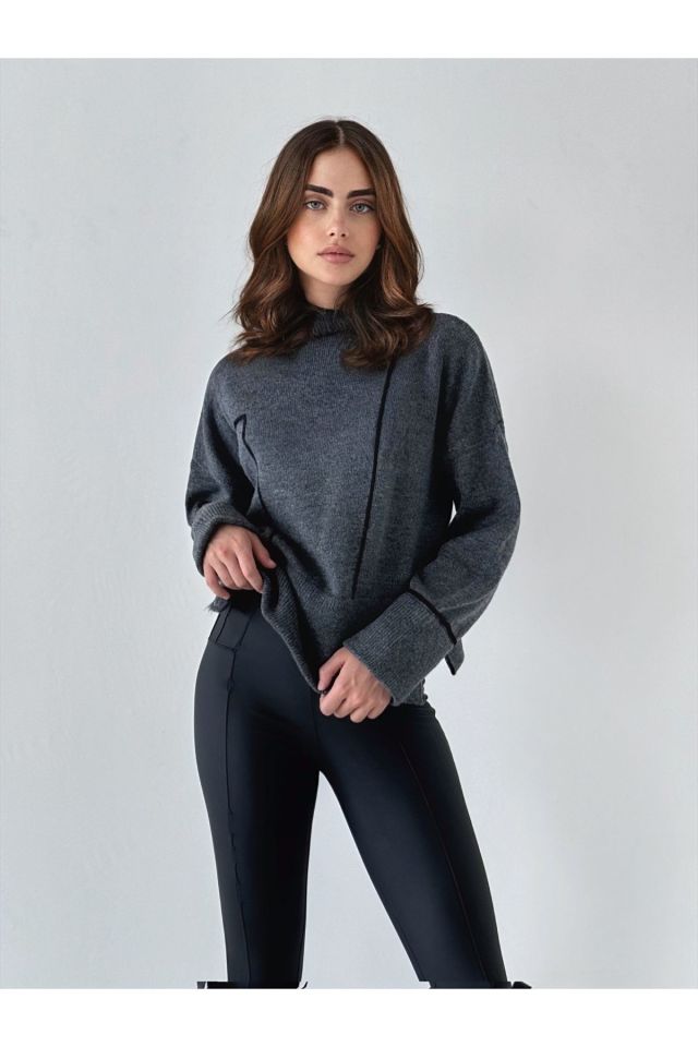 Süzene Nakışlı Oversize Kadın Kazak