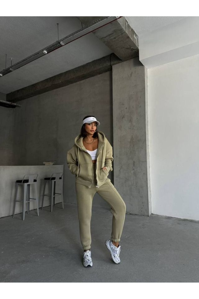 Kadın Kapüşonlu Oversize Alt Üst Eşofman Takımı ÇAĞLA - M
